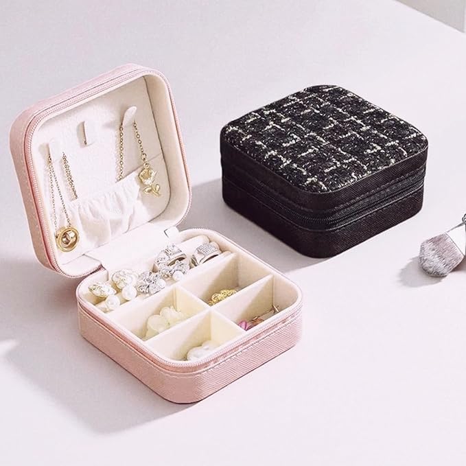 Small Jewelry Box,Travel Jewelry Organizer Case with Stylish Braided Surface,Portable Storage Case for Rings Necklace and Stud Earring