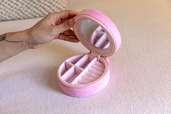 Living Royal Jewelry Travel Case – Portable Box with Mirror and Zipper for Rings, Necklaces, Earrings, Bracelets (Rose)