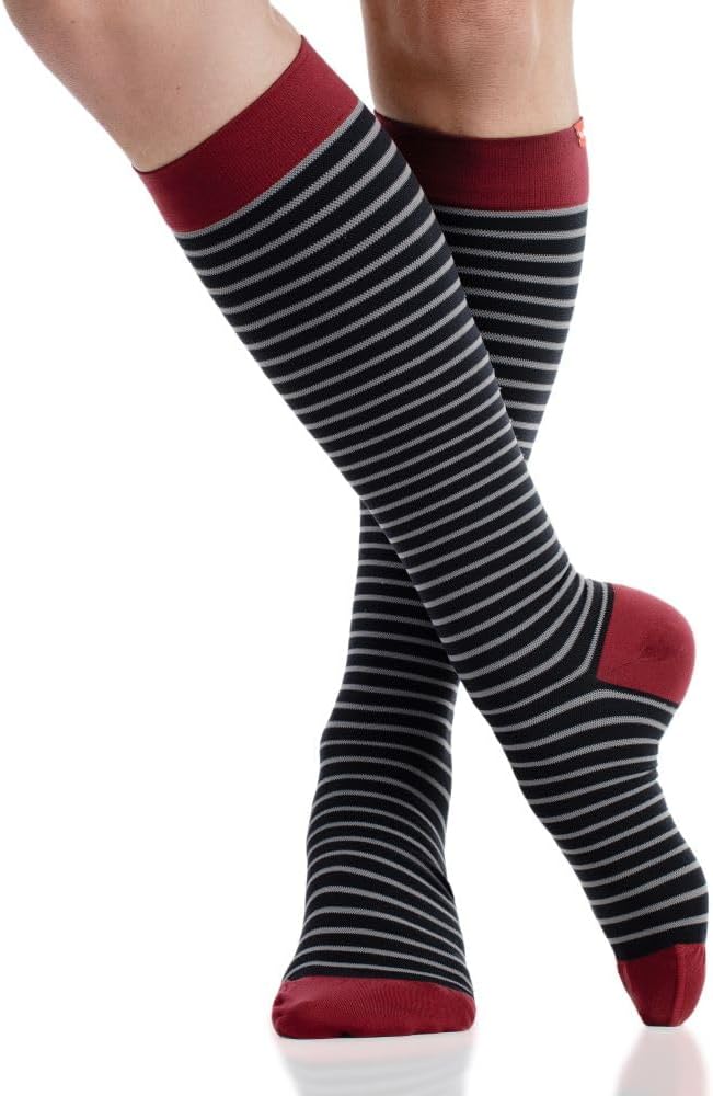 VIM & VIGR Cotton Graduated Compression Socks