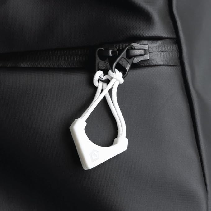 WANDRD Worryless™ Locking Zipper Pullers - Secure Your Travel Essentials - Zipper Locks for Travel Gear (Cloudbreak White)