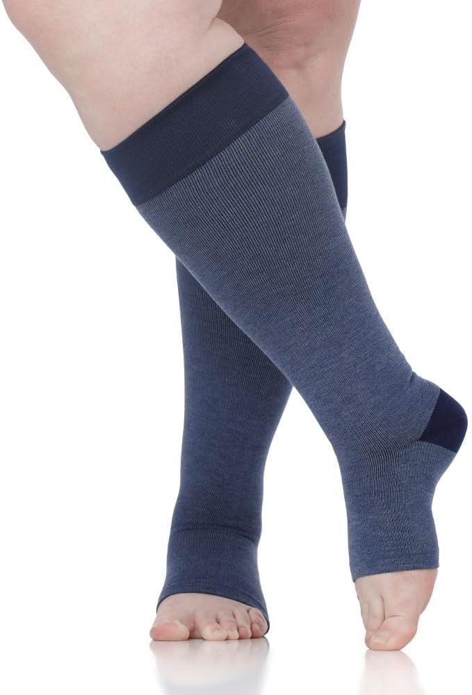 VIM & VIGR Cotton Graduated Compression Socks