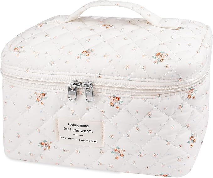 Large Makeup Bag, Cute Cosmetic Bag for Women Girls, Floral Coquette Aesthetic Toiletry Bag, Travel Make Up Organizer Bag (Rose Plaid Pattern)