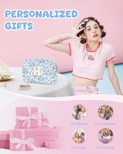 Narwey Birthday Gifts for Teen Girls Kids Women Personalized Initial Floral Makeup Bag Cute Cosmetic Trendy Stuff 6 8 10 11 12 13 14 16 18 Years Old Travel Toiletry Bag (Little Blue Flower H)