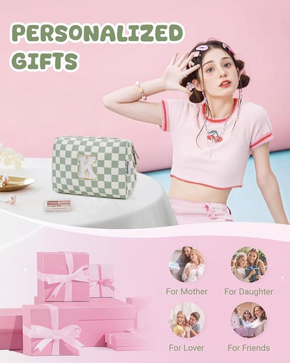 Narwey Birthday Gifts for Teen Girls Women Personalized Initial Checkered Makeup Bag Preppy Cosmetic Bag Trendy Stuff 6 8 10 11 12 13 14 16 18 Years Old Travel Toiletry Bag (Green Letter K)