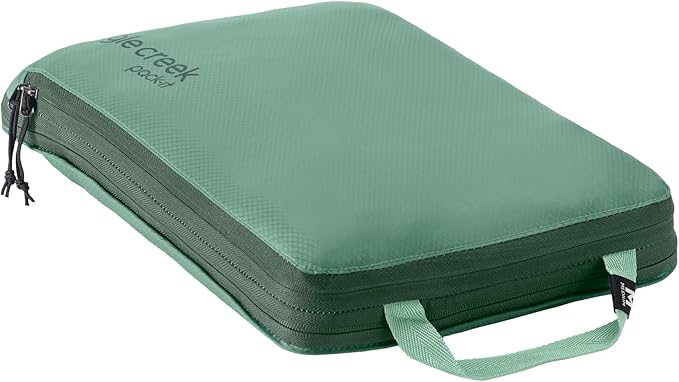 Eagle Creek Pack-It Isolate Compression Cube - Lightweight Compression Cube for Optimizing Luggage Space - Easy-Grab Zipper - Convenient Top Handle - Recycled Materials - Small