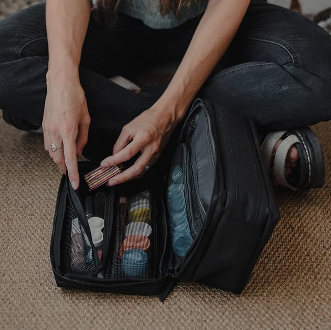Gravel Hanging Toiletry Bag for Men and Women - Comes in 3 Sizes, Water-Resistant, Durable, Compact, Dopp Kit Travel Toiletry bag (Black, Max)