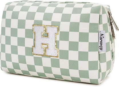 Narwey Birthday Gifts for Teen Girls Women Personalized Initial Checkered Makeup Bag Preppy Cosmetic Bag Trendy Stuff 6 8 10 11 12 13 14 16 18 Years Old Travel Toiletry Bag (Green Letter H)
