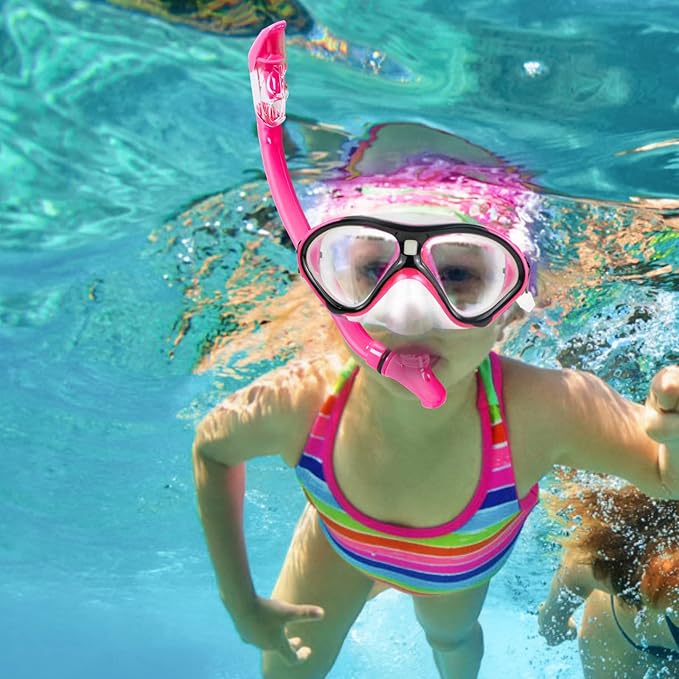 Kids Snorkeling Set Children Mask Fin Snorkel Set Snorkeling Gear Snorkel Mask + Adjustable Swimming Kids Flippers+ Dry Snorkel Tube + Travel Bags