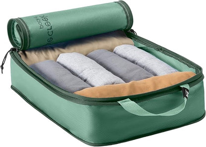 Eagle Creek Pack-It Isolate Compression Cube - Lightweight Compression Cube for Optimizing Luggage Space - Easy-Grab Zipper - Convenient Top Handle - Recycled Materials - Small