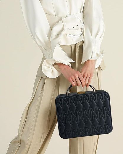 Portable Jewelry Box, Large Travel Jewelry Case Organizer (Black)