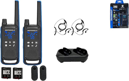 Motorola Solutions, Talkabout T802, Portable FRS Two Way Radio 2 Pack Walkie Talkies Blue/Black 22 Channels 1 Dual Charging Tray 2 PTT Earpieces