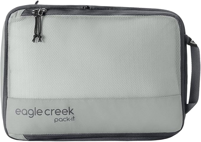 Eagle Creek Pack-It Isolate Compression Cube - Lightweight Compression Cube for Optimizing Luggage Space - Easy-Grab Zipper - Convenient Top Handle - Recycled Materials - Small