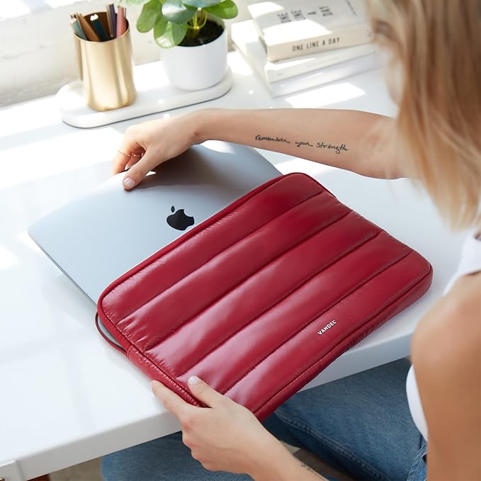 VANDEL - The Original Puffy Laptop Sleeve 13-14 Inch. White Laptop Sleeve for Women. Carrying Case Cover MacBook Pro 14 in, MacBook Air 13 Inch, iPad Pro 12.9, Dell, Asus, HP