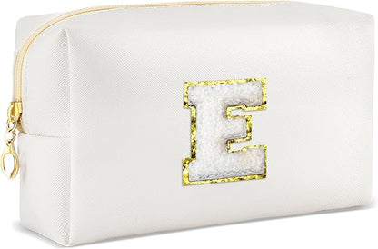 Gifts for Girls Initial Makeup Bag Personalized Cosmetic Bag with Zipper Cute Travel Toiletry Bags Waterproof PU Preppy Makeup Pouch Birthday Gift for Teen Girls Women(White E)