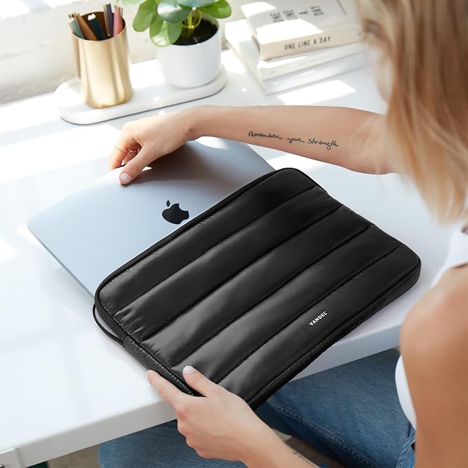 Vandel - The Original Puffy Laptop Sleeve 13-14 Inch. Black Laptop Sleeve for Women. Carrying Case Cover MacBook Pro 14 in, MacBook Air 13 Inch, iPad Pro 12.9, Dell, Asus, HP