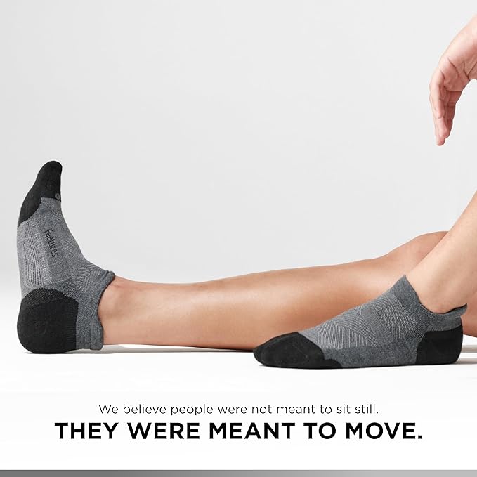 Feetures Elite Max Cushion No Show Tab Ankle Socks - Sport Sock with Targeted Compression