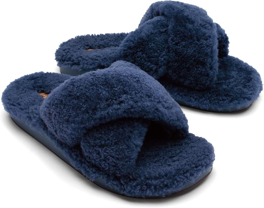 OLUKAI Hila Heu Women's Slipper, Women's Slip-On Shoes, Genuine Shearling, Wet Grip Soles for Inside & Outside Wear, Cute & Ultra-Soft Comfort Fit