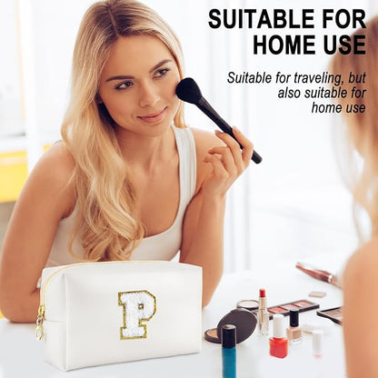 Gifts for Girls Initial Makeup Bag Personalized Cosmetic Bag with Zipper Cute Travel Toiletry Bags Waterproof PU Preppy Makeup Pouch Birthday Gift for Teen Girls Women(White P)