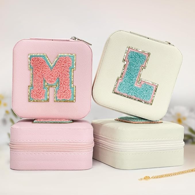 SANDJEST Personalized Jewelry Box, White Travel Jewelry Box with Initial L, Small Monogrammed Jewelry Case Organizer for Girls Women Teen Kids, Mini Travel Essentials Gifts for Birthday Christmas