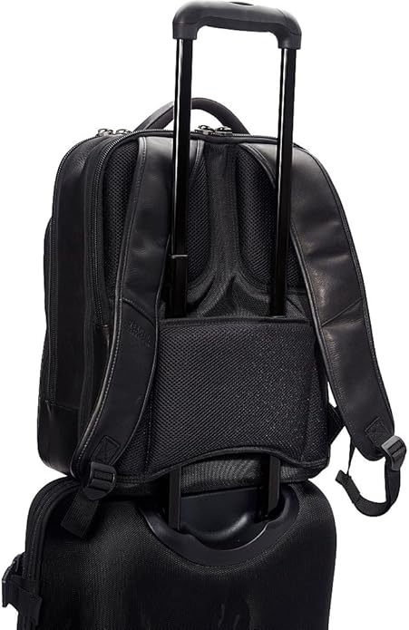 Kenneth Cole REACTION Out Of The Bag Manhattan Colombian Leather RFID 15.6" Laptop Briefcase