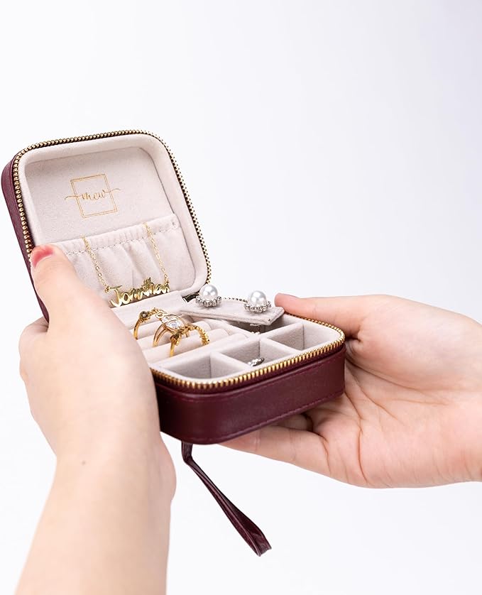Angelina's Palace Personalized Jewelry Case with Name Engraved,Custom Leather Travel Jewelry Organizer Box for Rings,Earrings,Necklaces,Birthday Bridesmaid Gift For Women