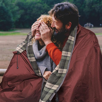 DUKUSEEK Stadium Blanket for All Weather, Waterproof Outdoor Blankets with Hood, Soft Warm Fleece Camping Blanket Windproof for Outdoor Sports, 79x58