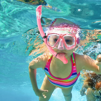 Kids Snorkeling Set Children Mask Fin Snorkel Set Snorkeling Gear Snorkel Mask + Adjustable Swimming Kids Flippers+ Dry Snorkel Tube + Travel Bags