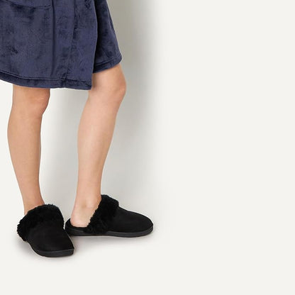 Amazon Essentials womens Faux Fur Cozy Slippers
