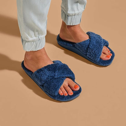OLUKAI Hila Heu Women's Slipper, Women's Slip-On Shoes, Genuine Shearling, Wet Grip Soles for Inside & Outside Wear, Cute & Ultra-Soft Comfort Fit