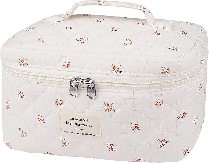 Large Travel Quilted Makeup Bag for Women,Big Floral Cotton Cosmetic Bag, Cute Coquette Aesthetic Floral Toiletry Organizer Bag (Plaid-Flower)