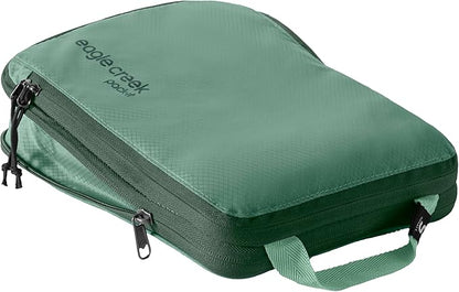Eagle Creek Pack-It Isolate Compression Cube - Lightweight Compression Cube for Optimizing Luggage Space - Easy-Grab Zipper - Convenient Top Handle - Recycled Materials - Small