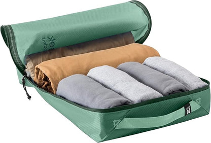 Eagle Creek Pack-It Isolate Cube Set - Packing Cubes for Stackable Storage - Convenient Top Handle - Easy Grab Zipper Pull - Willow Green - XS/S/M - 3