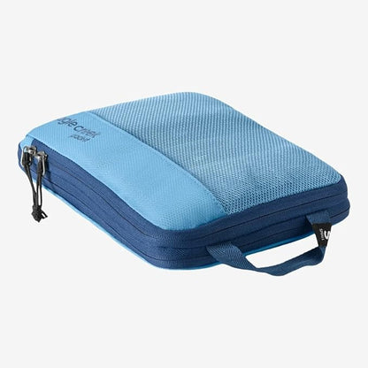 Eagle Creek Pack-It Isolate Compression Cube - Lightweight Compression Cube for Optimizing Luggage Space - Easy-Grab Zipper - Convenient Top Handle - Recycled Materials - Small