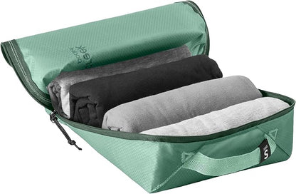 Eagle Creek Pack-It Isolate Cube Set - Packing Cubes for Stackable Storage - Convenient Top Handle - Easy Grab Zipper Pull - Willow Green - XS/S/M - 3