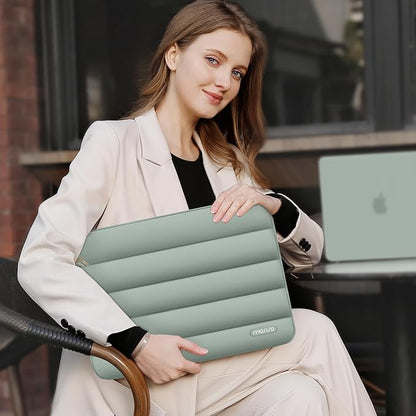 MOSISO 13.3 inch Laptop Case, 13-13.3 inch Puffy Laptop Sleeve Compatible with MacBook Air 13 13.6 M4 M3 M2 M1/Pro 13/Pro 14, HP Dell ASUS Lenovo,Polyester Horizontal Bag with Small Case,Antique Green