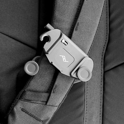 Peak Design Everyday Backpack 20L, Midnight, MagLatch Top, Dual Side Access, FlexFold Dividers, Fits 15" Laptop, For Camera Carry, Daily Commutes or Travel, Versatile Backpack for Men and Women