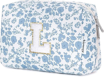Narwey Birthday Gifts for Teen Girls Kids Women Personalized Initial Floral Makeup Bag Cute Cosmetic Trendy Stuff 6 8 10 11 12 13 14 16 18 Years Old Travel Toiletry Bag (Little Blue Flower L)