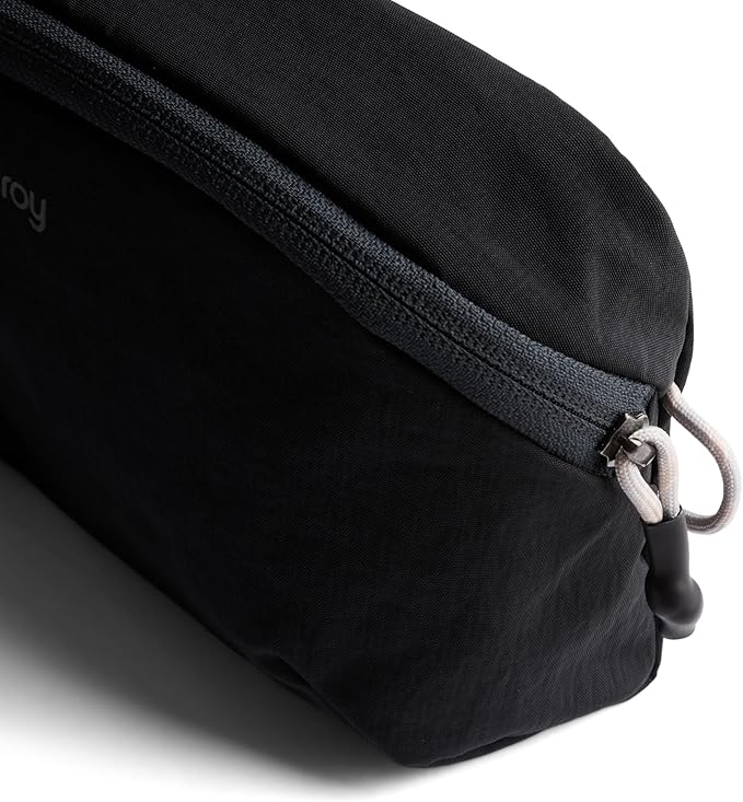 Bellroy Lite Packing Pouch 2L (organizer packing cube for travel near and far) - Black