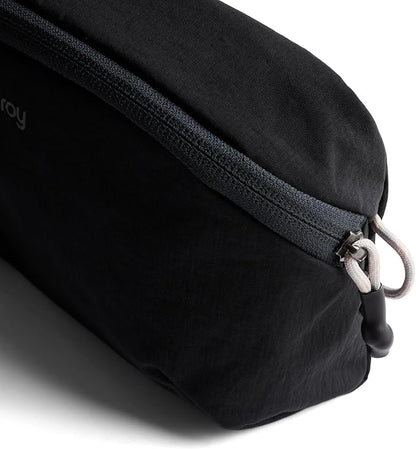 Bellroy Lite Packing Pouch 2L (organizer packing cube for travel near and far) - Black