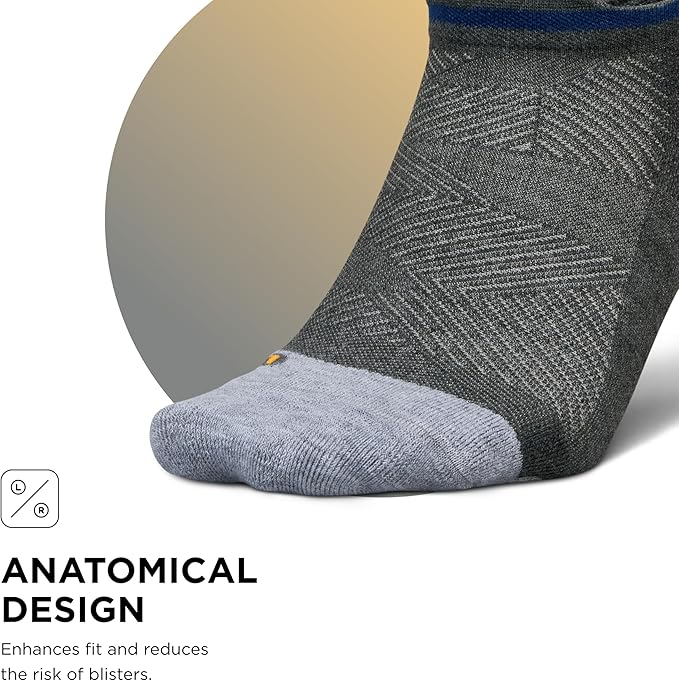 Feetures Elite Max Cushion No Show Tab Ankle Socks - Sport Sock with Targeted Compression