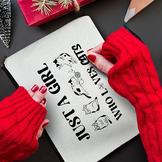 Cosmetic Bag for Cat Lovers Cat Makeup Bag Cats Travel Pouch Gifts for Women Sister Friends
