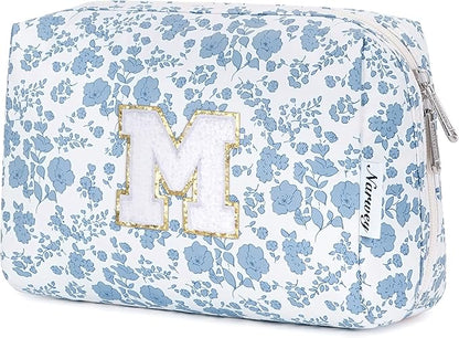 Narwey Birthday Gifts for Teen Girls Kids Women Personalized Initial Floral Makeup Bag Cute Cosmetic Trendy Stuff 6 8 10 11 12 13 14 16 18 Years Old Travel Toiletry Bag (Little Blue Flower M)