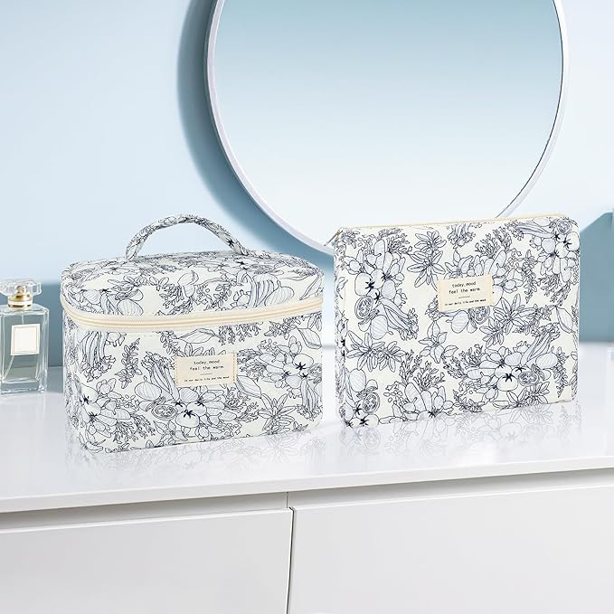 2Pcs Cotton Quilted Makeup Bag for Women Girls Floral Travel Large Small Cosmetic Bag Set Cute Vintage Flower Makeup Pouch Portable Toiletry Bag Organizer Coquette Aesthetic Makeup Brush Bag