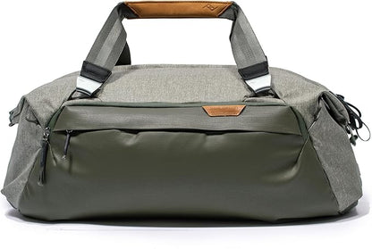 Peak Design Travel Duffel, Extra-Wide Single Zip Access, Weatherproof Shell, 4 External Pockets, Fits Packing Cubes & Camera Cubes, Ideal for Weekend Trips, Versatile Duffel Bag for Travel