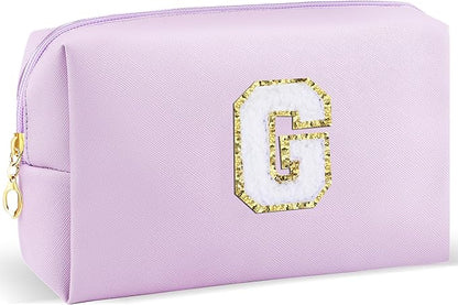 Gifts for Girls Initial Makeup Bag Personalized Cosmetic Bag with Zipper Cute Travel Toiletry Bag Waterproof PU Preppy Makeup Pouch Birthday Gift for Teen Girls Women(Purple G)