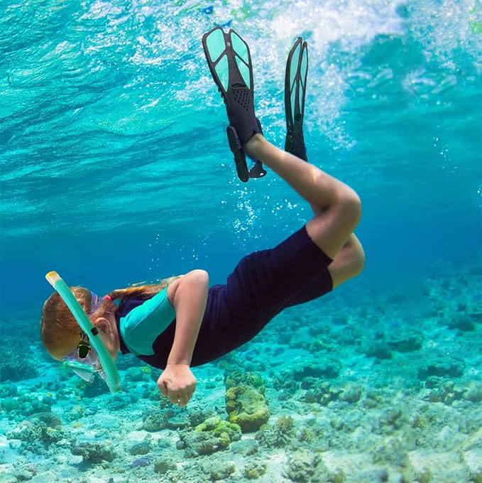 Snorkeling Gear for Adults with Fins Scuba Diving Gear Adult Professional Travel Snorkel Sets with Flippers,Anti-Fog Anti-Leak Diving Mask
