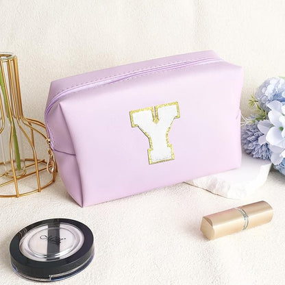 Gifts for Girls Initial Makeup Bag Personalized Cosmetic Bag with Zipper Cute Travel Toiletry Bag Waterproof PU Preppy Makeup Pouch Birthday Gift for Teen Girls Women(Purple Y)