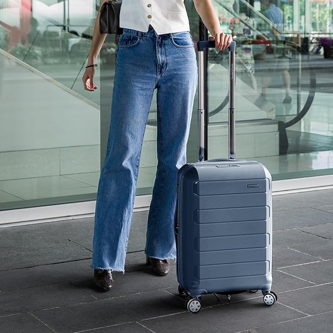 Traveler's Choice Pagosa Indestructible Hardshell Expandable Spinner Luggage, Slate Blue, 30-Inch Large