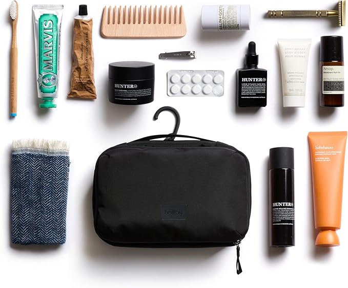 Bellroy Hanging Toiletry Kit (hanging 3 liter toiletry bag for men and women, and designed for travel) - Black
