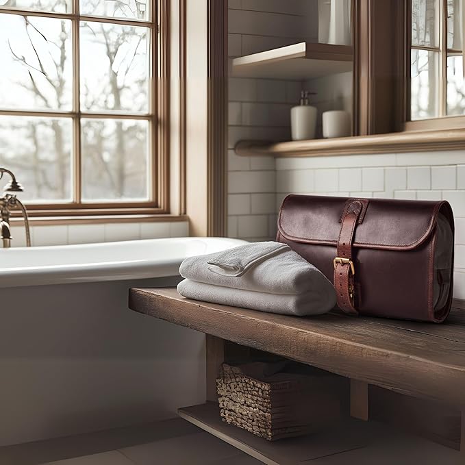 LEATHER VILLAGE Hanging Leather Toiletry Bag for Men – Handcrafted Vintage Premium Travel Dopp Kit with Waterproof Lining, Shaving Organizer and Shower Bathroom Essentials Case - Cherry